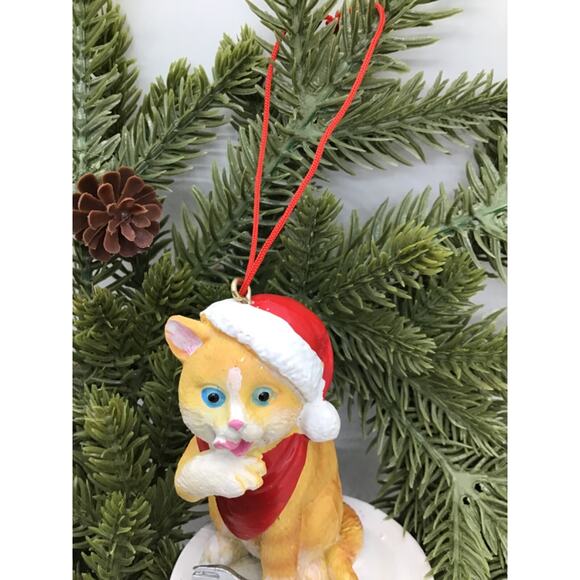 Cat Ornament 'The Dog Did It' Licking Paws Christmas Cat Lady Humorous Feline - Picture 6 of 7